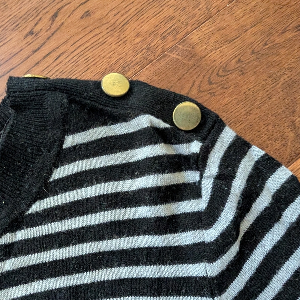 H&M Ladies Nautical Lightweight Knit Long Sleeve Striped Black WhiteSweater Sz M - Picture 5 of 10